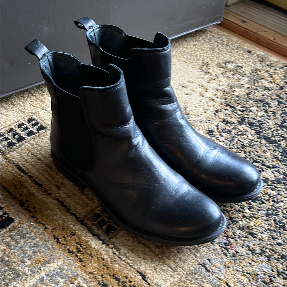 Miz Mooz Black Ankle Boots